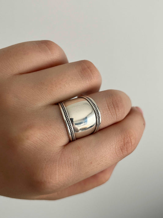 Nuzri - Bague manchette en Argent - Yasmeen Jewelry